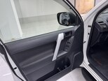 Toyota Land Cruiser Prado-40