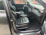Kia Sorento-14
