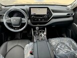 Toyota Highlander-11