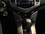 Chevrolet Cruze-15