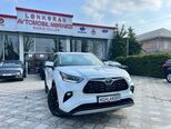 Toyota Highlander-2