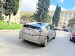 Toyota Prius-7