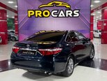 Toyota Camry-13