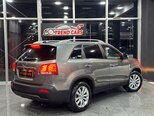 Kia Sorento-4