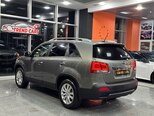 Kia Sorento-7