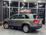 Kia Sorento-5