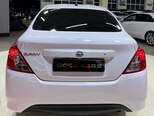 Nissan Sunny-11