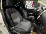 Nissan Sunny-16