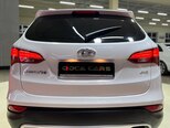 Hyundai Santa Fe-13