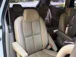 Kia Carnival-12
