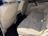 Mitsubishi Pajero-16