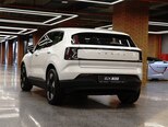 Volvo EX30-9