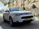 Mitsubishi Outlander-5