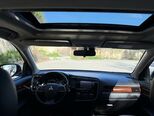 Mitsubishi Outlander-12