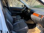 Mitsubishi Outlander-15