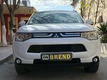 Mitsubishi Outlander-3