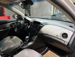 Chevrolet Cruze-17
