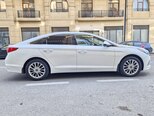 Hyundai Sonata-11