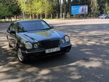Mercedes E 280-1