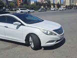 Hyundai Sonata-13