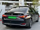 Lexus ES 300h-6