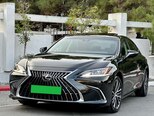 Lexus ES 300h-1