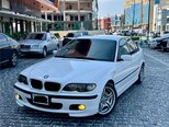 BMW 320-1