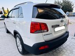 Kia Sorento-11
