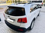 Kia Sorento-13