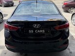 Hyundai Accent-11