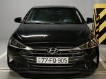 Hyundai Elantra-1