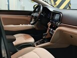Hyundai Elantra-8