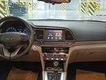 Hyundai Elantra-12