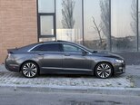 Lincoln MKZ-9