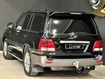 Toyota Land Cruiser-9
