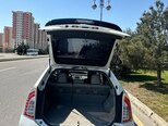 Toyota Prius-4
