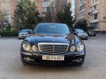 Mercedes E 280-1
