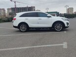 Kia Sorento-17