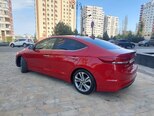 Hyundai Elantra-6