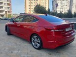 Hyundai Elantra-10