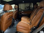 BMW X7-12