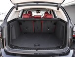 BMW iX3-12