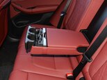 BMW iX3-15