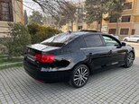 Volkswagen Jetta-6