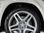 Mercedes GL 500 4MATIC-15