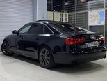 Audi A6-12