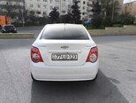 Chevrolet Aveo-5