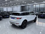 Land Rover RR Evoque-5
