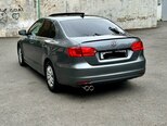 Volkswagen Jetta-2