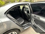 Volkswagen Jetta-9